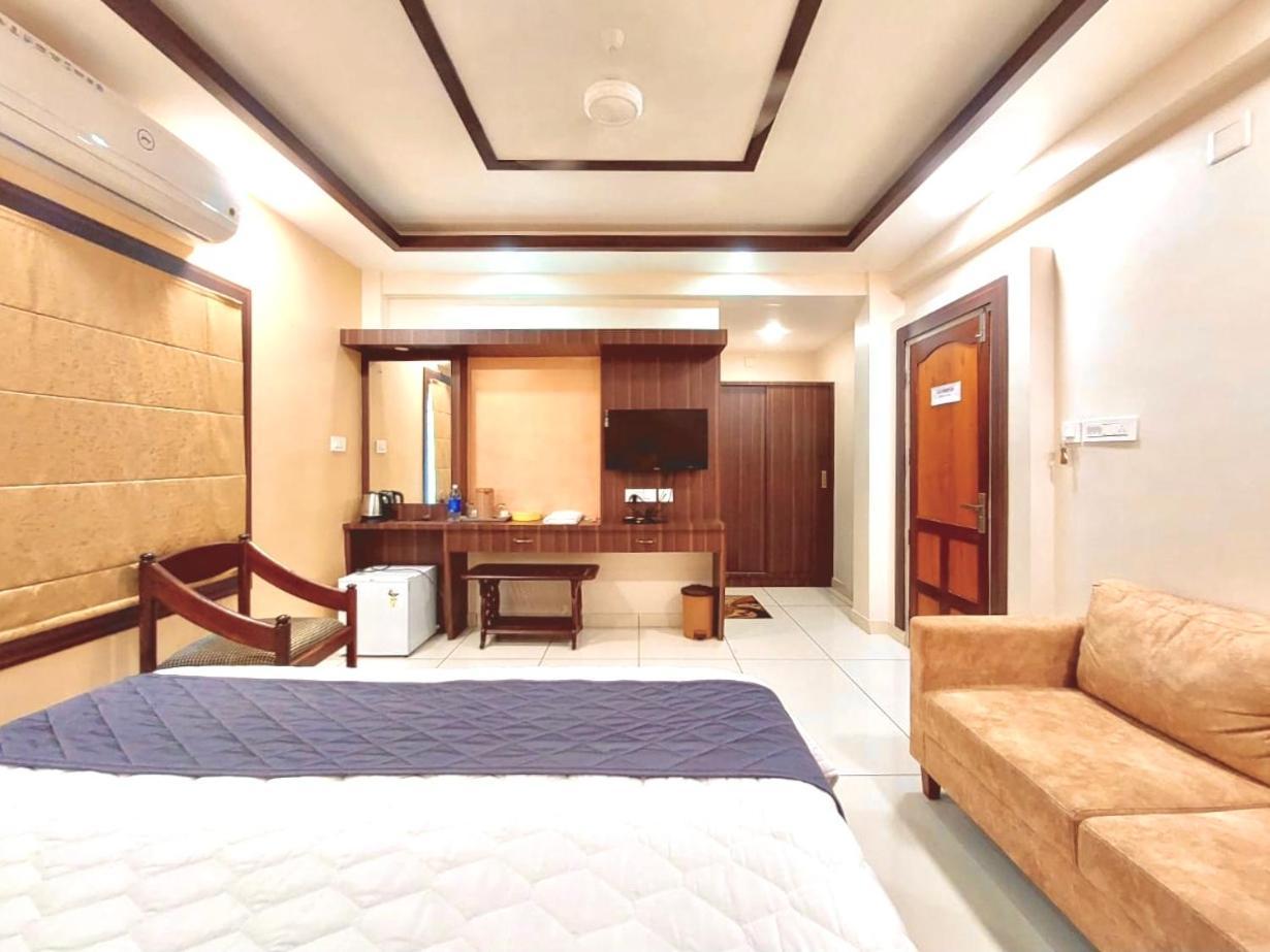 Hotel Royal Wings Elūr 客房 照片